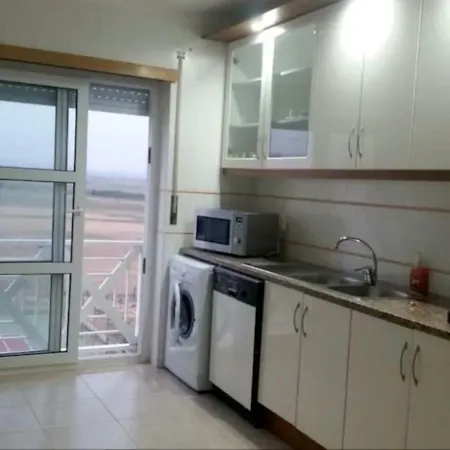 Akisol Peniche Stratos * Ferrel (Leiria)
